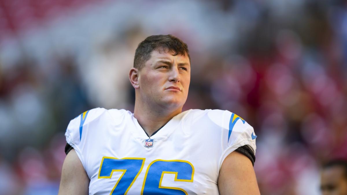 chargers-walk-63-14,-lose-c-will-clapp-to-knee-damage-–-yahoo