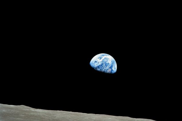 william-anders,-astronaut-who-took-the-notorious-‘earthrise’-photograph,-dies-at-90-|-techcrunch-–-techcrunch