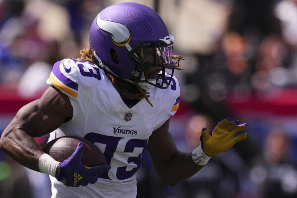 vikings'-jones-hails-49ers-as-nfl-‘commonplace'-sooner-than-week-2-clash-–-yahoo